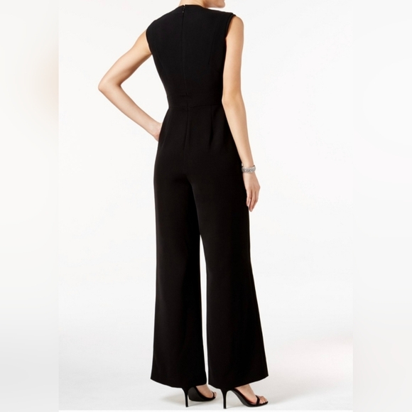Tahari Arthur S. Levine Wide Leg Black Jumpsuit, Sz 6 - Picture 2 of 7